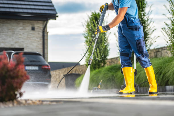 Best Residential Pressure Washing Services  in Massillon, OH
